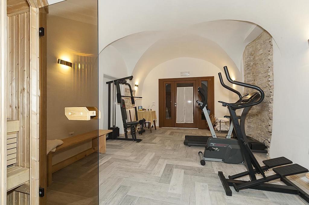 Hotel Due Spade Фольгарія Екстер'єр фото
