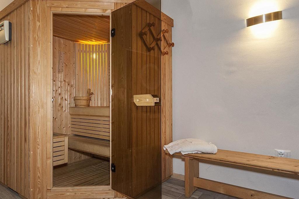 Hotel Due Spade Фольгарія Екстер'єр фото